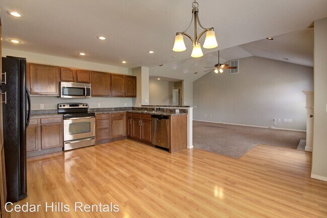 Building Photo - 3 br, 2 bath House - 4842 E FR 136