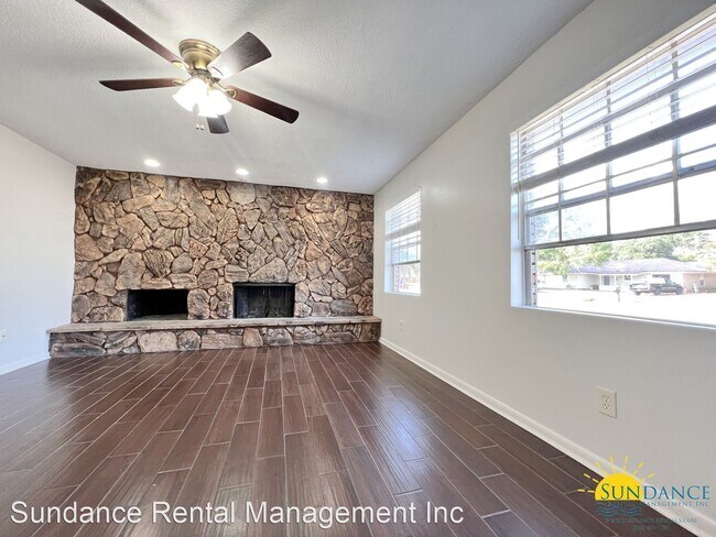 Foto del edificio - 3 br, 2 bath House - 406 Holmes Boulevard