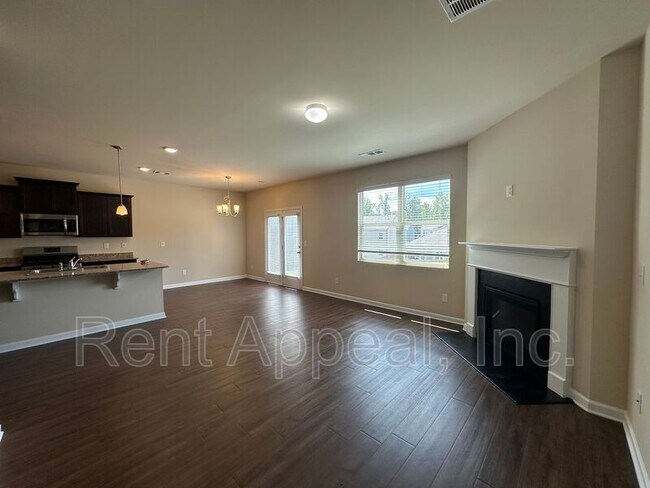 Building Photo - 20 Dandelion Ct