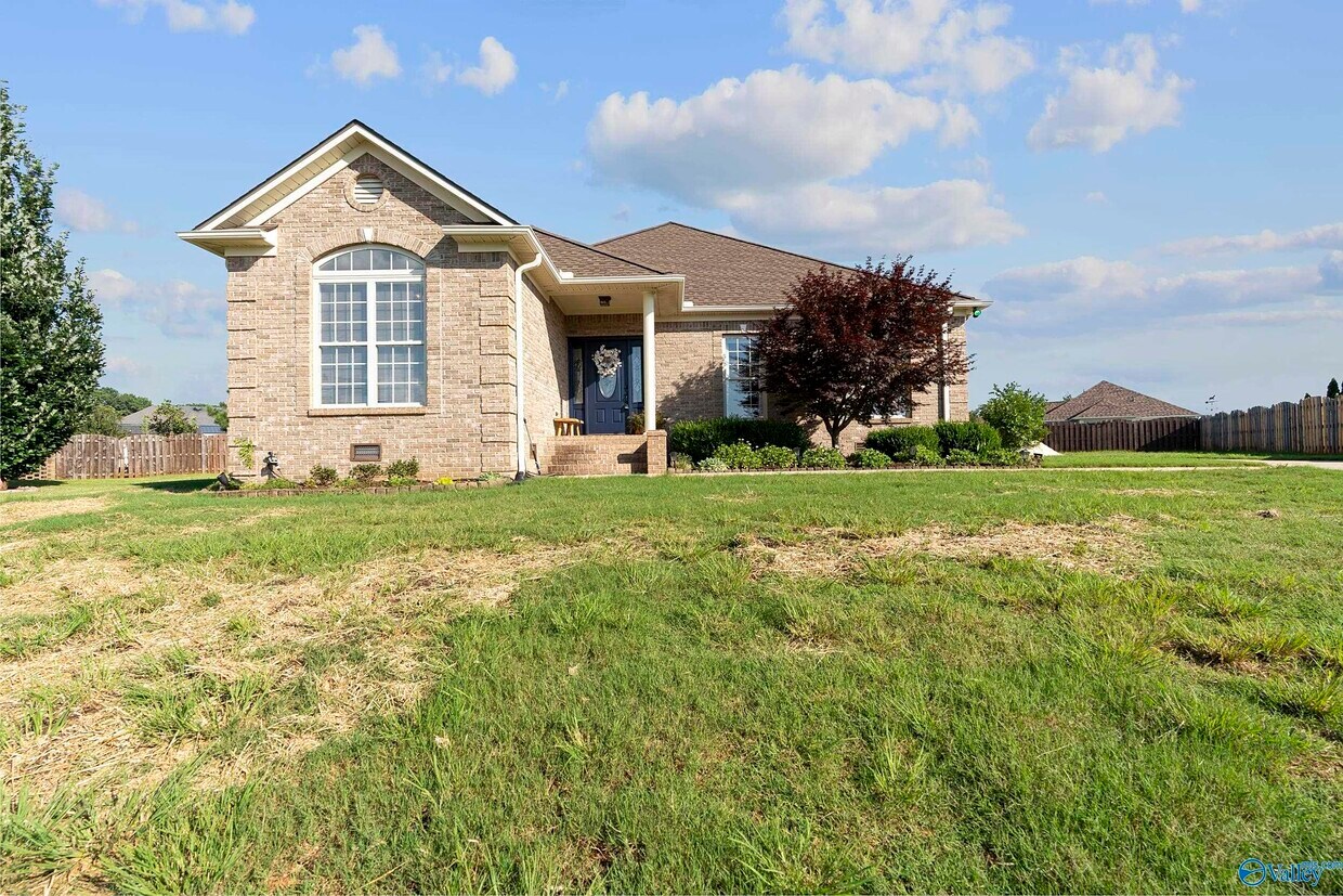 Foto principal - 25842 Jamie Ln