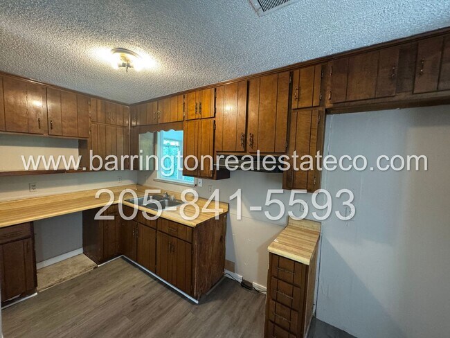 Foto del edificio - 1017 Rocky Brook Trail