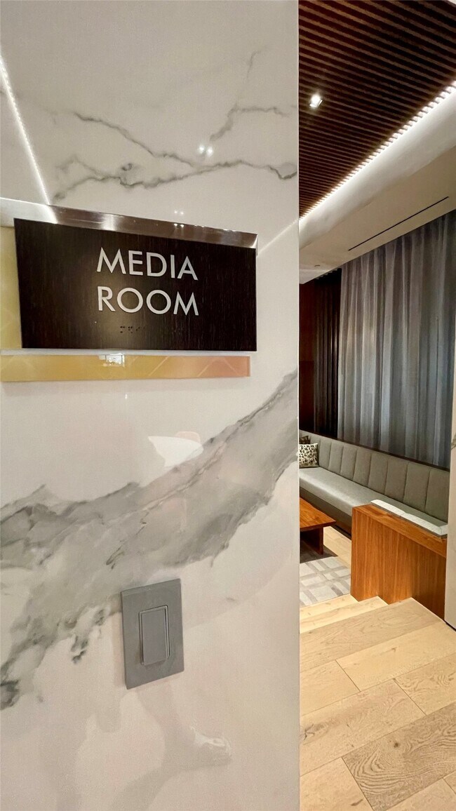 Foto del edificio - 170 Malone St