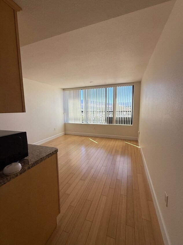 Foto del edificio - 450 N Arlington Ave