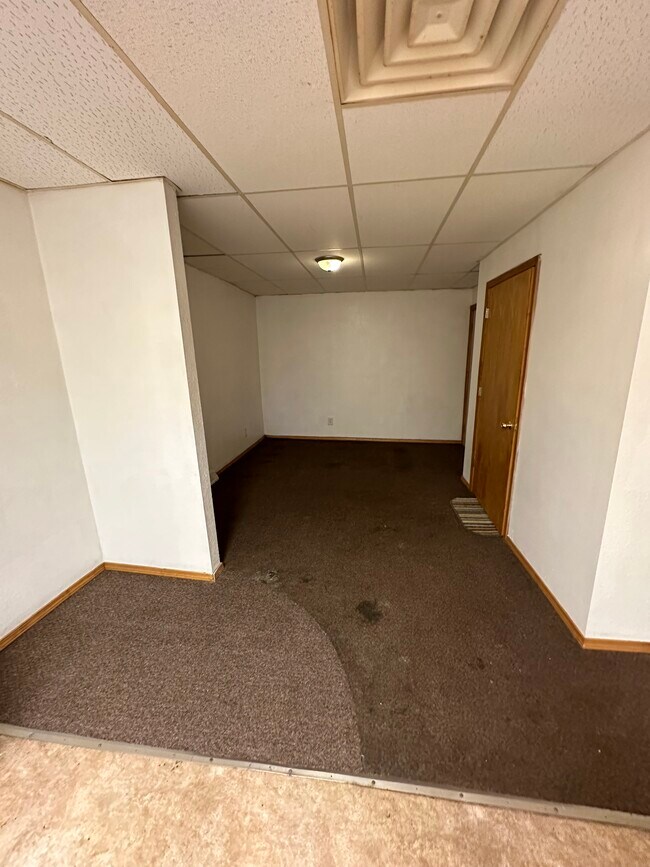 Living Area - 117 E Main St