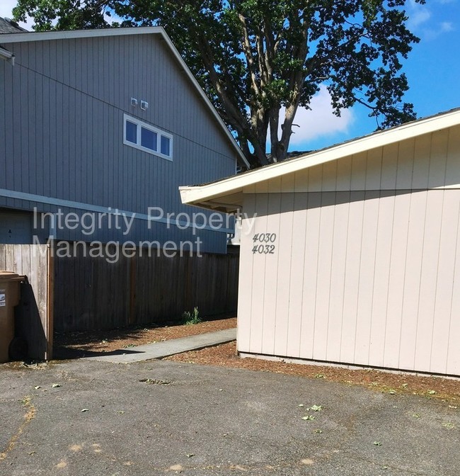 Building Photo - 4030 S Warner St