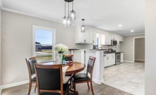 Building Photo - 1676 Tommys Rd