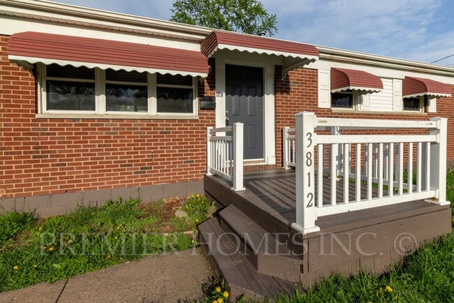 Building Photo - 3812 Root Ave NE