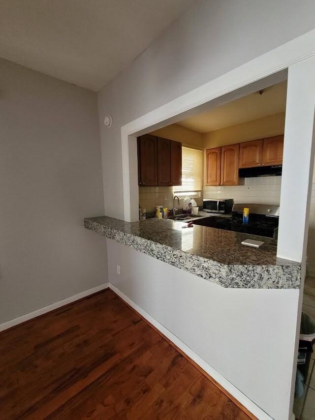 Kitchen - 3427 W 37th Pl
