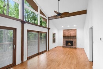 Building Photo - 149 Windcliff Rd