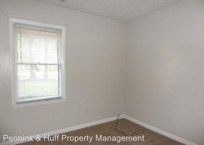 Building Photo - 6405 Barwick Dr