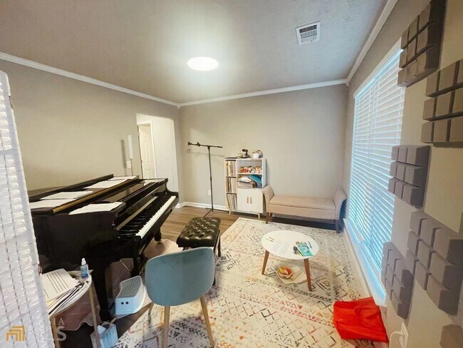 Building Photo - 1563 Oak Park Ct