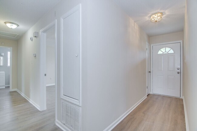 Foto del edificio - Brick Ranch in Columbia County