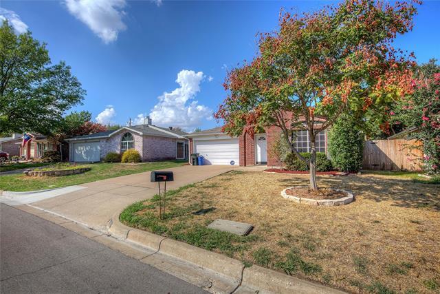 Building Photo - 231 Stallion Dr