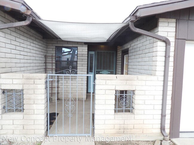Foto del edificio - 3 br, 2 bath House - 9441 E. Baker St
