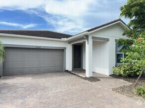 Building Photo - 11782 Alessandro Ln