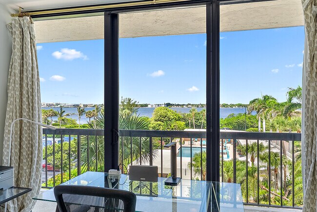 Foto del edificio - 3390 S Ocean Blvd