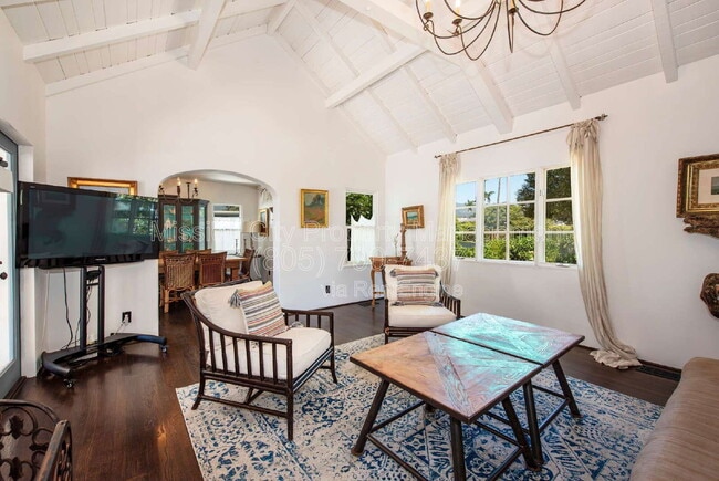 Foto del edificio - 2837 Clinton Terrace