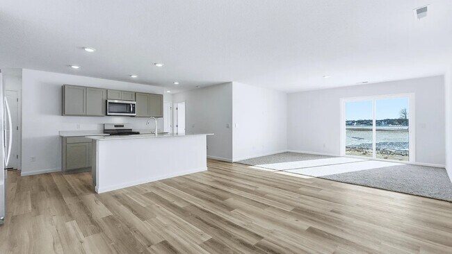 Building Photo - 5495 Tranquilo Wy