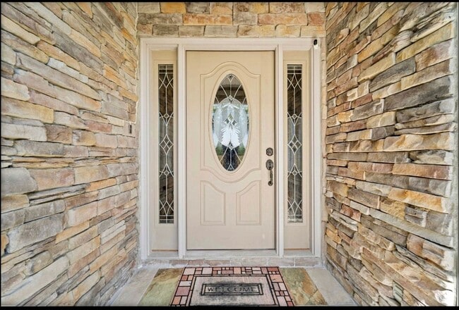 Building Photo - Spacious 3BR House in Panama City