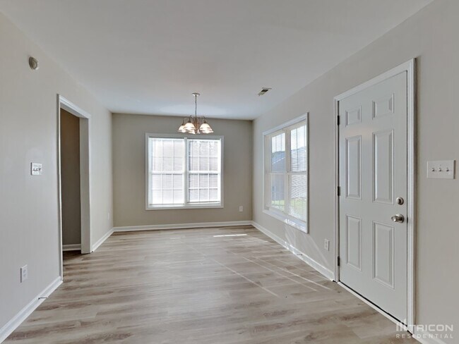 Foto del edificio - 75 Herndon Ct