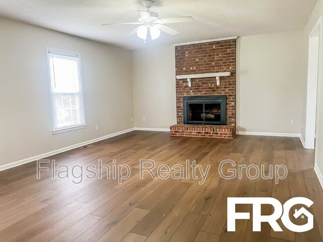 Photo - 2238 Kay Rd House