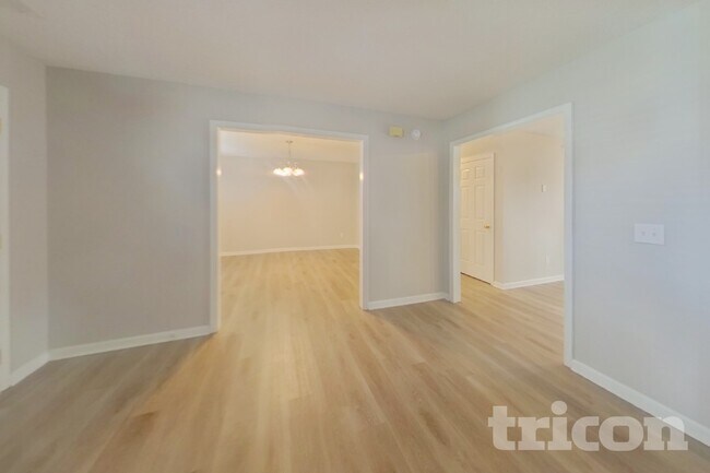 Foto del edificio - 65 Sand Oak Ct