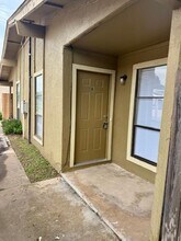 Building Photo - 3001 Parker Ln