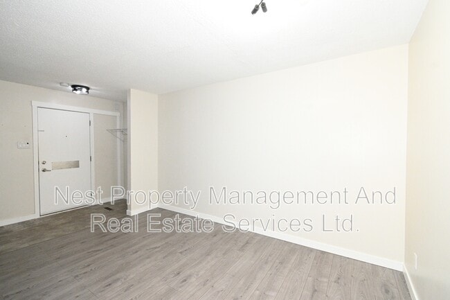 Building Photo - 2131 Upland St