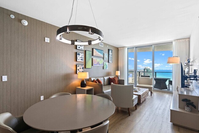Building Photo - 4111 S Ocean Dr