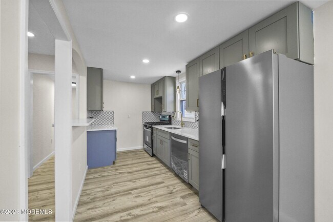 Foto del edificio - 728 Glen Rd