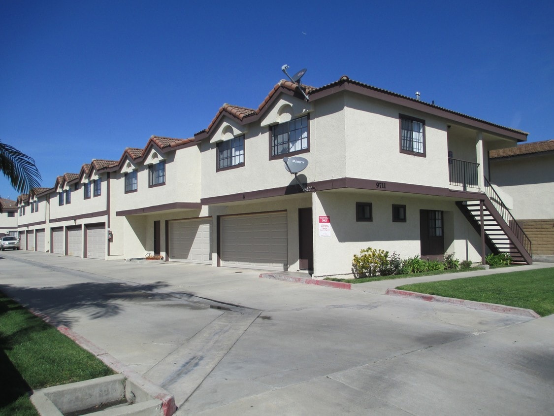 9711 Graham St, Cypress, CA 90630 Apartments in Cypress, CA