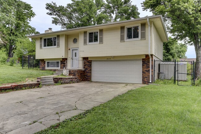 Foto del edificio - 3514 Glory Cir