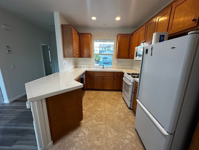 Foto del edificio - 2633 Barndance Ln