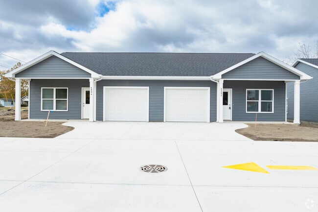 Casa estilo rancho de 2 dormitorios y 1 baño con garaje adjunto. - Urban Nest Apartments