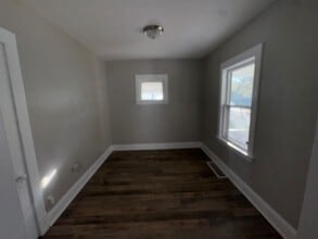 Building Photo - 9905 Dunlap Ave
