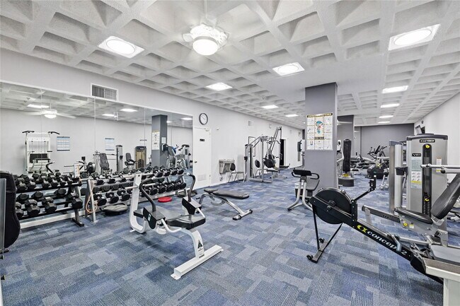 Foto del edificio - 1360 S Ocean Blvd