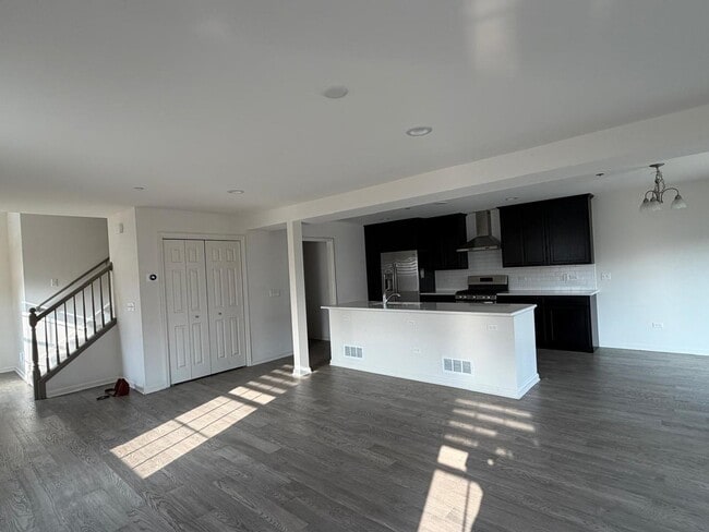 Building Photo - 579 Bobby Ann Ct