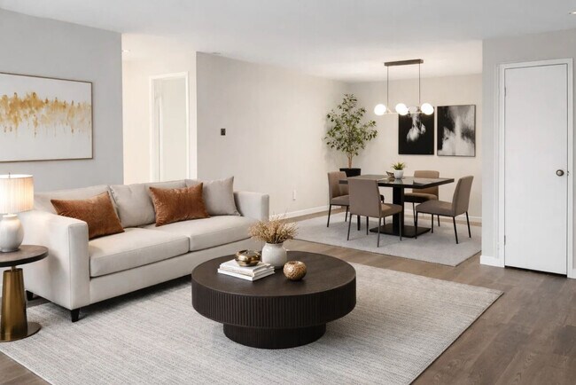 Espacios confortables para estar/comer - Meadowview Apartments
