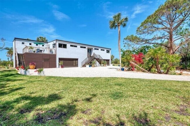 Building Photo - 760 S Oxford Dr
