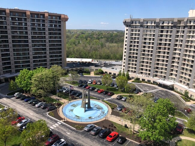 Building Photo - 1000 Valley Forge Cir