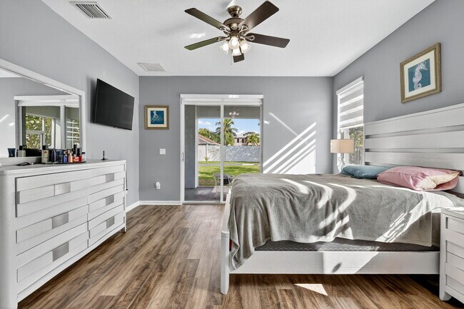 Foto del edificio - 1971 SW Breezeway St