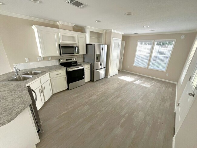 Building Photo - 5480 Ryegrass Ct