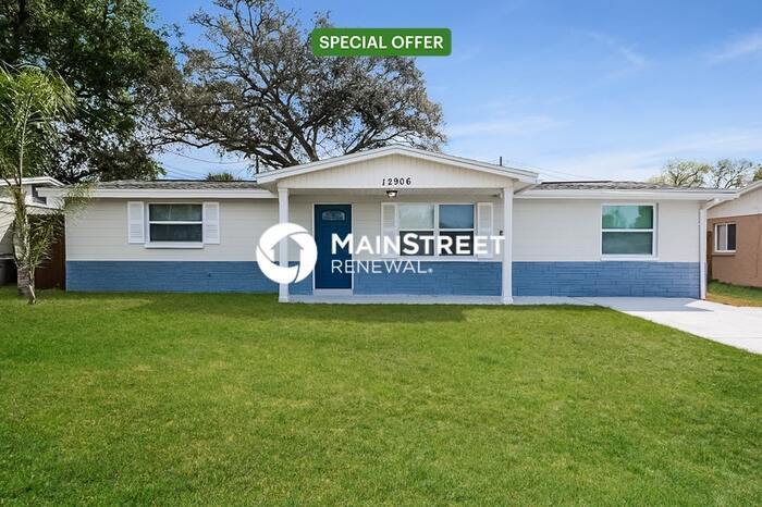 Foto principal - 3 Bedroom Pet-Friendly Home in HUDSON, FL ...