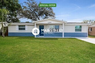 Building Photo - 12906 Kings Manor Ave
