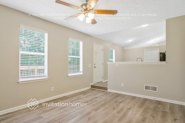 Foto del edificio - 5806 Bellingrath Way