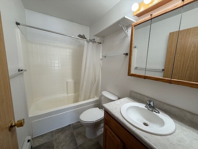 Foto del edificio - Great 3 Bedroom Home