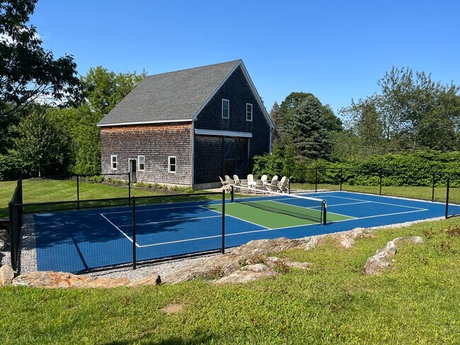 Cancha de Pickle Ball completamente nueva. Verano de 2023. - 96 Spurwink Rd