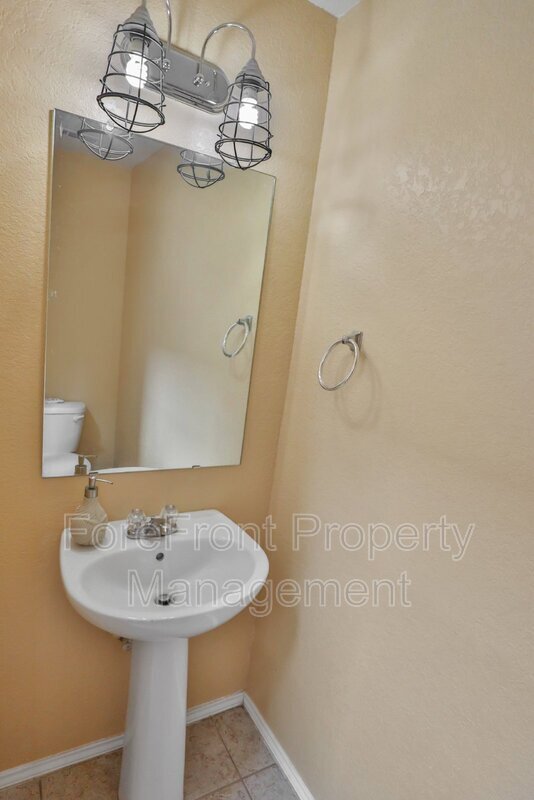 Building Photo - 11827 Pure Silver