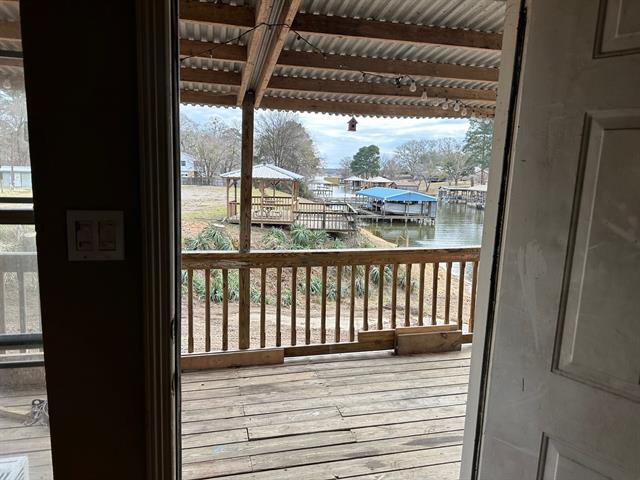 Building Photo - 16729 Malibu Dr