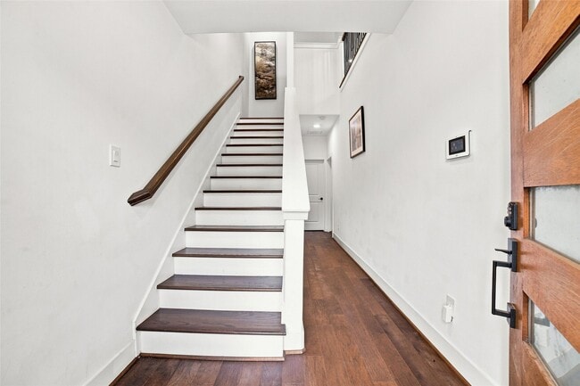 Building Photo - 2618 McIlhenny St